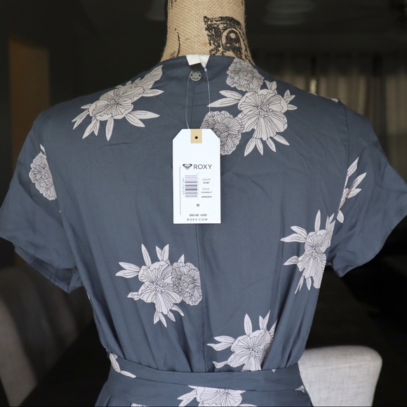 ❌SOLD! Roxy | Maxi Floral Wrap Dress With Pockets - Picture 6 of 8